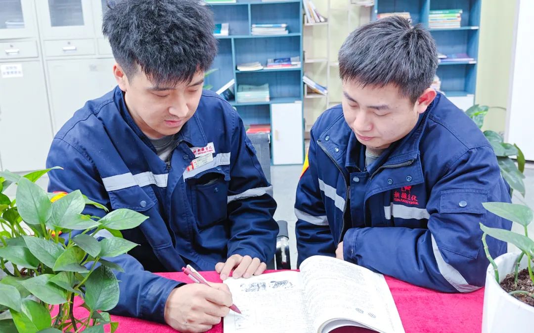 新疆宜化熱電分廠發(fā)電三班：夯實班組基礎(chǔ)，推進自主管理(圖4)