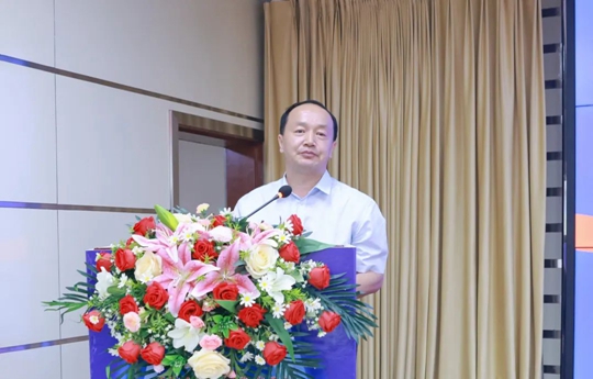 增值引領(lǐng)共贏疆來！2024宜化宜冠滴品牌戰(zhàn)略發(fā)布會在新疆輪臺縣成功舉行(圖3)